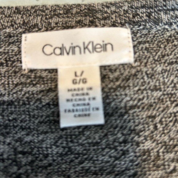 Calvin Klein Black and White Sweater - Picture 2 of 7